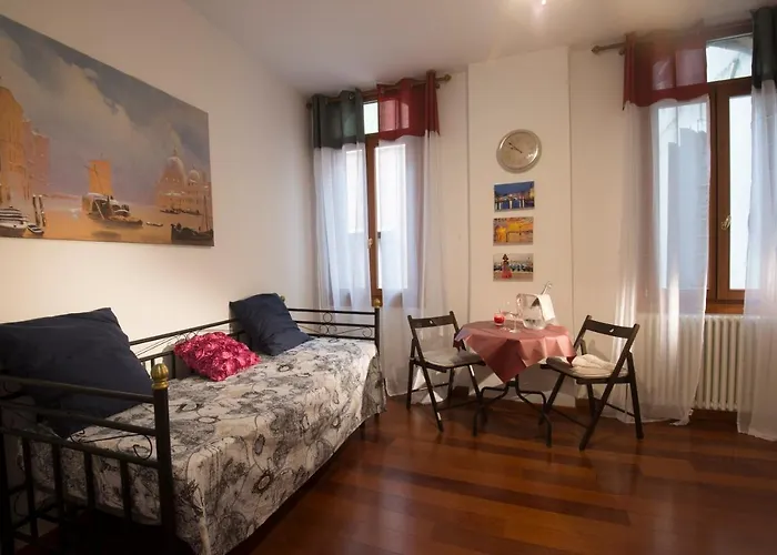 Gæstehus Magic Rialto 2*