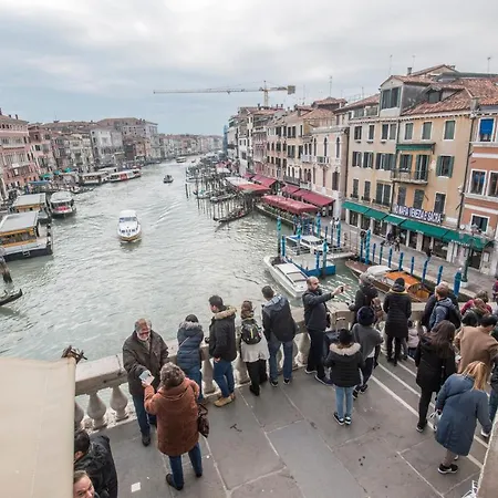 Magic Rialto Pensión 2*