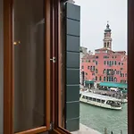 بيت ضيافة Magic Rialto البندقية