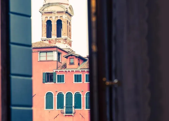 Πανσιόν Magic Rialto 2*